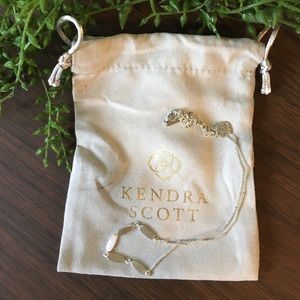 Simple Kendra Scott Necklace